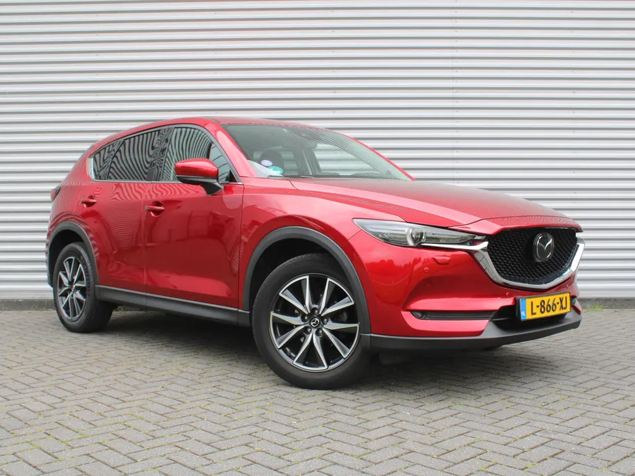 Mazda CX-5 2.5 SkyActiv-G 194 GT-M 4WD | Trekhaak | Stuur-/stoelverwarming | Leer | 19' LM | Navi | Schuifdak | Camera | HUD | LED | All season | 194 PK!! |