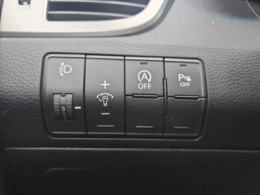 Hyundai i30 1.6 GDI Go! | 1e eigenaar | Volledig onderhouden! | Navigatie | Cruise Control | Achteruitrijcamera | Elektr. ramen | Climate Control | 12 maanden garantie!