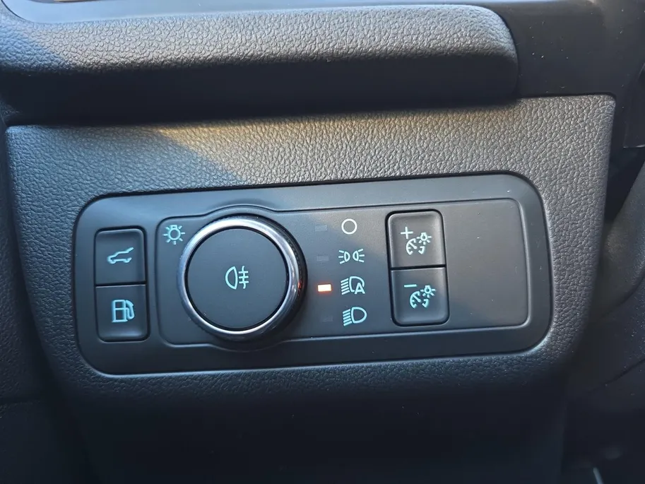 Ford Kuga 2.5 PHEV ST-Line X ACTIEPRIJS! | Elektr. Trekhaak (2100kg trekgewicht!) | Driver Assistance Pack | Winter Pack | Matrix ledkoplampen | Elektr. Achterklep | Memory Seats | Fabrieksgarantie! |
