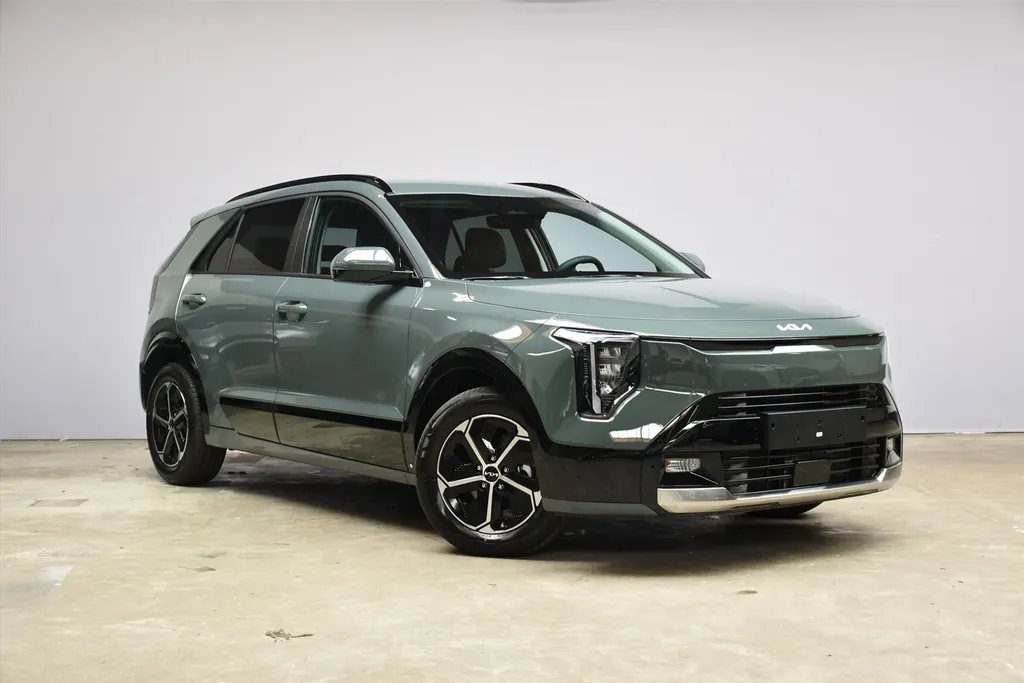 Kia Niro 1.6 GDi Hybrid 138pk DCT6 DynamicLine Direct leverbaar!