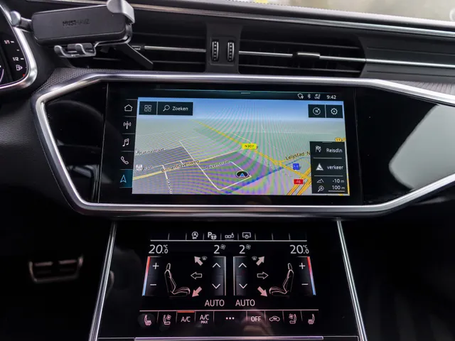 Audi RS6 Avant RS 6 TFSI quattro
