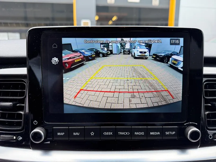 Kia Stonic 1.0 T-GDi MHEV DynamicPlusLine | Zeer nette auto | Navigatie | Apple CarPlay & Android Auto | Trekhaak | Achteruitrijcamera |