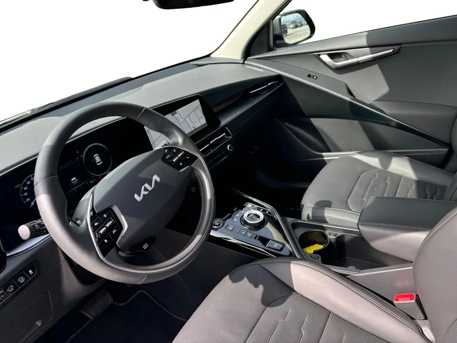 Kia Niro 1.6 GDi Hybrid DynamicPlusLine | Navi | Clima | Camera | Adaptive Cruise | Head-Up Display | Schuif-/Kanteldak | Stoel-/Stuurwielverwarming