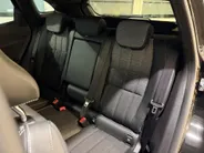 Renault Austral 200PK E-Tech Full Hybrid Techno Automaat | Camera | Parkeersensoren | Climate Control | Cruise Control | Apple CarPlay/Android Auto | Full LED | Licht & Regen Sensor | Lichtmetalen Velgen |