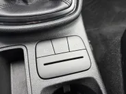 Ford Fiesta 1.1 Trend | Zeer nette auto! | Dealer onderhouden | Bluetooth | Elektr. Ramen | Airco | 12 maanden garantie! |