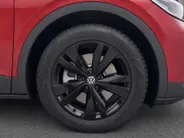 Volkswagen ID.4 Limited Edition 58 kWh accu 190 PK · Achteruitrijcamera · Draadloze telefoonlader · Sfeerverlichting · All- Season banden ·  Lederen bekleding 'Diamond stitching'