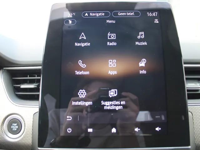 Renault Arkana 1.6 E-Tech Hybrid 145 PK Intens | Elektrisch bedienbare trekhaak | Camera achter | Bose geluid | Groot scherm | Reservewiel | Dode hoek sensoren | Adaptieve cruise controle |