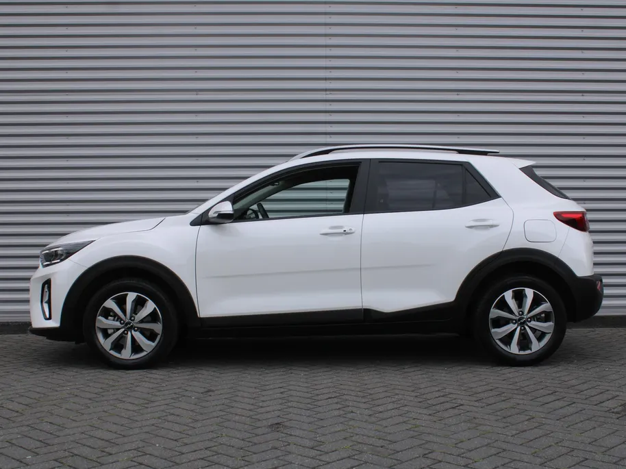 Kia Stonic 1.0 T-GDi MHEV DynamicPlusLine | Stuur-/stoelverwarming | Camera | Cruise adapt. | Clima | LED | Navi | 16' LM | Keyless |