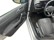 Volkswagen Taigo 1.0 TSI R-Line | Digital Cockpit | Camera | Adaptive Cruise Control | Apple CarPlay & Android Auto | LMV | Climate Control | Parkeersensoren | Verwarmde Spiegels |