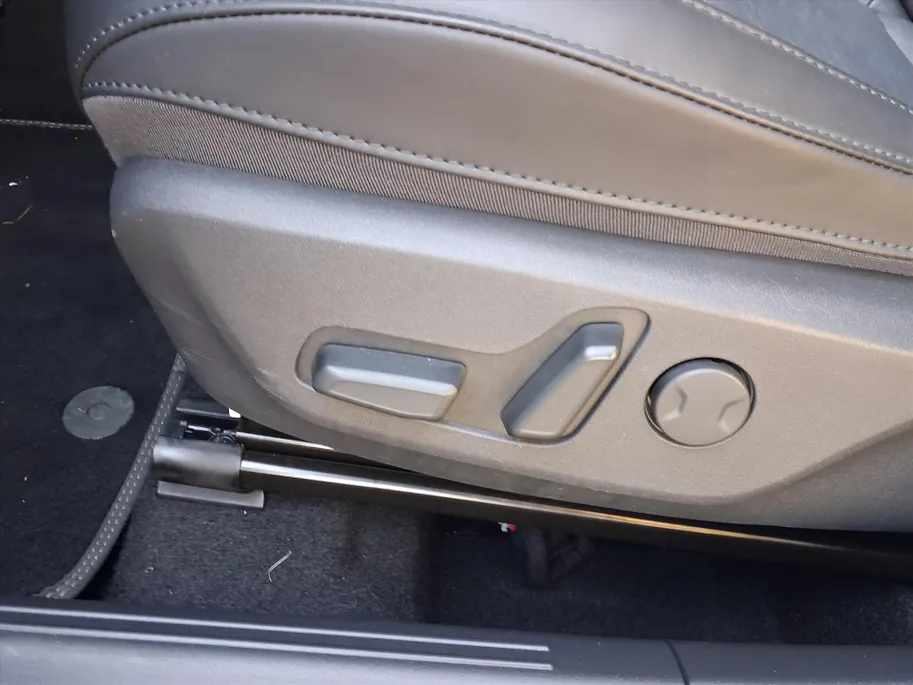 Kia Niro 1.6 GDi Hybrid ExecutiveLine |Leder |Schuifdak |HarmanKardon