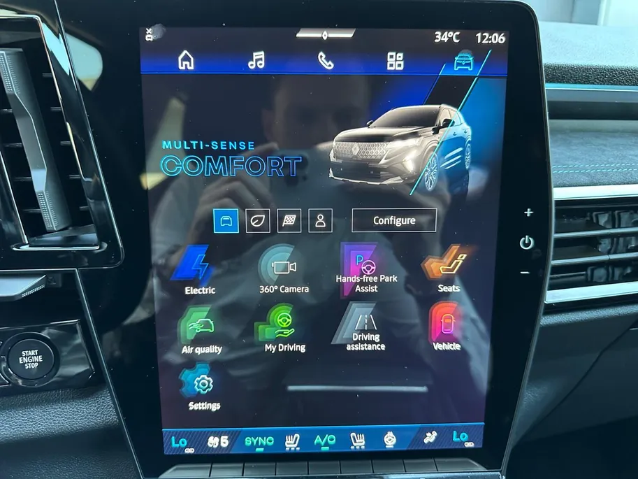 Renault Austral 1.2 E-Tech full hybrid 200 esprit Alpine | Automaat | 360 Graden Camera | Memory Stoelen | Automatische Achterklep | Adaptieve Cruise Control | Apple Carplay & Android Auto | 12 Maanden BOVAG Garantie