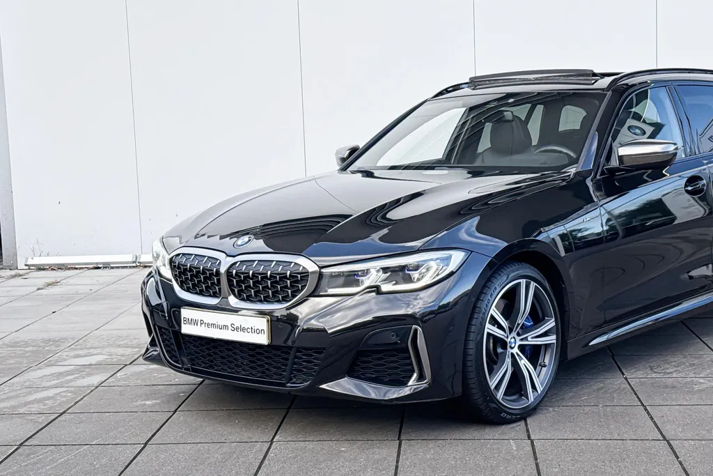 BMW 3 Serie Touring M340i xDrive High Executive