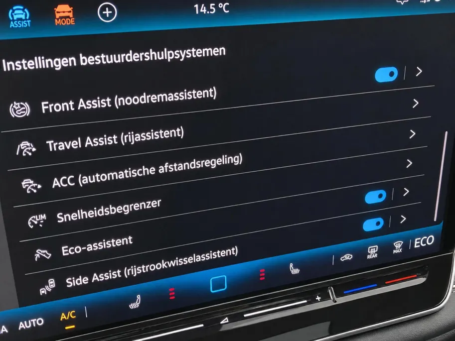 Volkswagen Tayron 1.5eHybrid 150kW/204PK Life Edition · Panoramadak · Harman/Kardon sound · 360°Camera · Garantie t/m 12-02-2031 of 100000km.