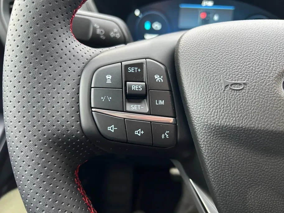 Ford Kuga 2.5 PHEV ST-Line X | Nieuw te bestellen | tot €5.000,- korting | 2100kg trekgewicht | 0,99% rente Ford Options!