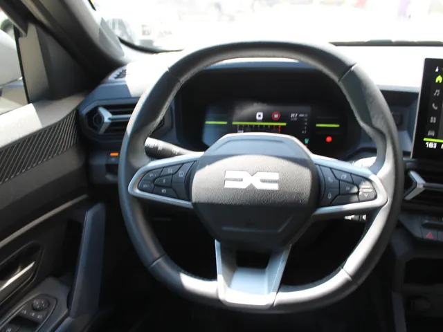 Dacia Duster 1.2 TCe 130 mild hybrid Journey | Navigatie | Cruise | Trekhaak | 1.500 kg trekgewicht!
