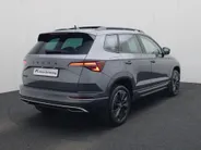 Škoda Karoq 1.5 TSI 150PK ACT Sportline DSG · Panoramadak · CANTON Audio · 360°Camera + Parkeersensoren · Navigatie · Garantie t/m 27-02-2030 of 100000km · EXTRA INRUILKORTING ·