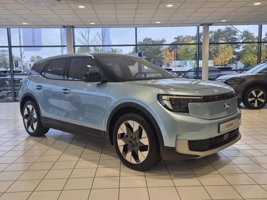 Ford Explorer Premium Extended Range RWD 77 kWh