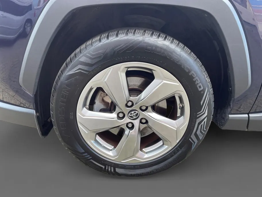 Toyota RAV4 2.5 Hybrid AWD Executive |1650 kg Trekgewicht |Trekhaak| Leer| Navigatie| Schuif-kanteldak | Verwarmbare stoelen| Adaptieve Cruise Controle| All season banden|