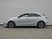 Kia Ceed 1.0 T-GDi MHEV Design Edition | Stuur-/stoelverwarming | Cruise adapt. | Camera | 16" LM | Dodehoekdetectie | JBL audio | LED |