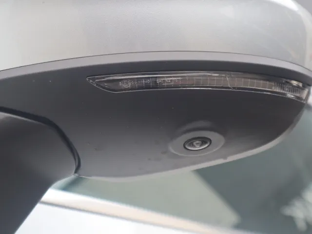Mitsubishi Grandis 1.8 HEV Instyle Panodak | Harman Kardon | Leder