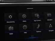 Volkswagen Tiguan 1.4 TSI eHybrid R-Line Business+ · Panoramadak · Trekhaak · 360°Camera · Stoelverwarming · Apple/Android Car Play · 20'' velgen ·