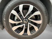 Volkswagen Golf 1.5TSI/150PK Active · Navigatie · Camera + Parkeersensoren · Apple/Android · Garantie t/m 06-02-2028 of 100000km