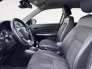 Suzuki Vitara 1.4 Boosterjet Style Smart Hybrid | Trekhaak | Dealer onderhouden | Navigatie | dodehoek detectie | Achteruitrijcamera | Stoelverwarming |10 jaar garantie! |