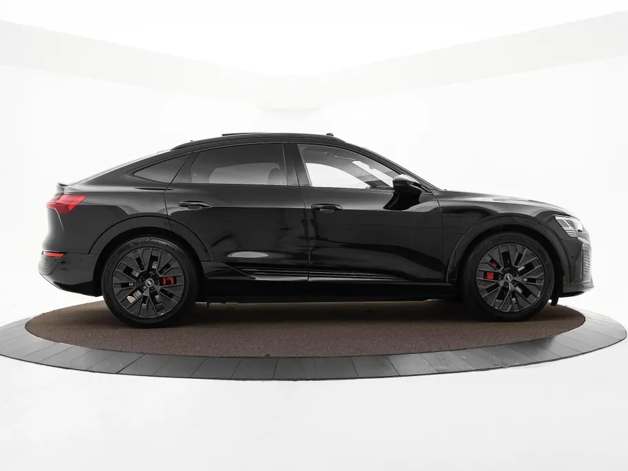 Audi Q8 Sportback e-tron 55 408pk Quattro S Edition 115 kWh · SOH 95,1% · Panoramadak · Luchtvering · Leder · 360 Camera · Elek. Voorstoelen · EXTRA INRUILKORTING ·