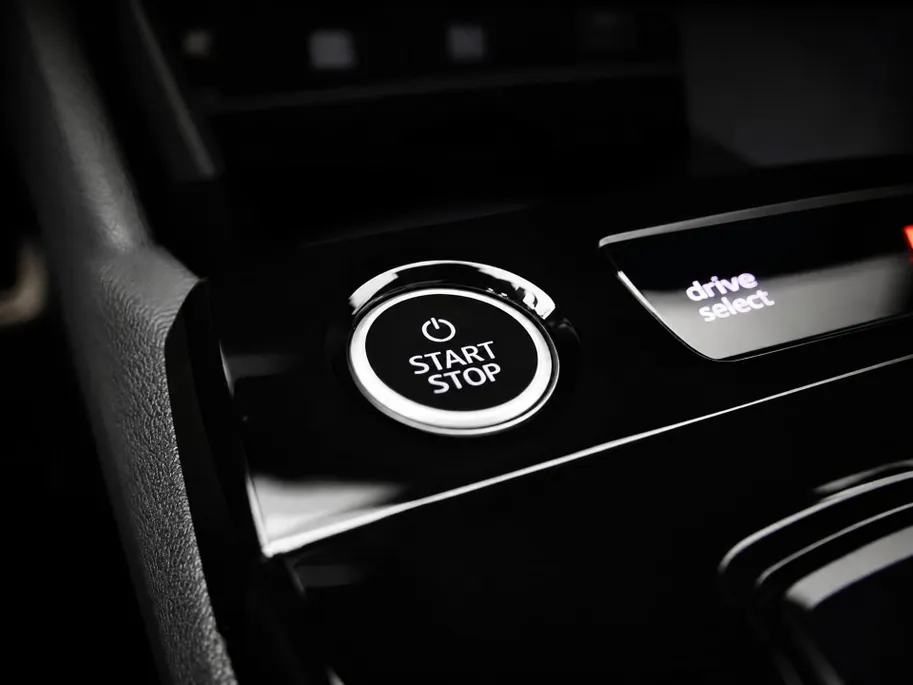 Audi A6 Sportback e-tron S-edition 83kWh/286PK · Adaptieve cruise control · Warmtepomp · 360°Camera · Garantie t/m 18-11-2027