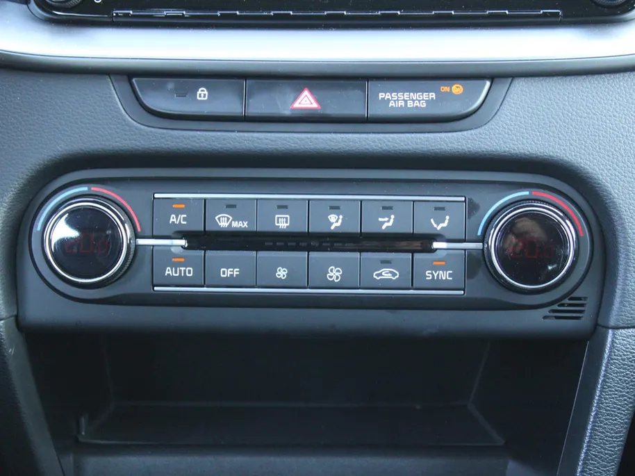 Kia Ceed Sportswagon 1.0 T-GDi DynamicLine | Camera | Clima | Cruise | 16' LM | Navi | LED | Apple CarPlay/Android Auto |