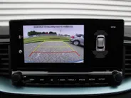 Kia Ceed Sportswagon 1.0 T-GDi MHEV Design Edition | Stuur-/stoelverwarming | Cruise adapt. | Camera | 16' LM | Elek. achterklep | JBL audio | LED |