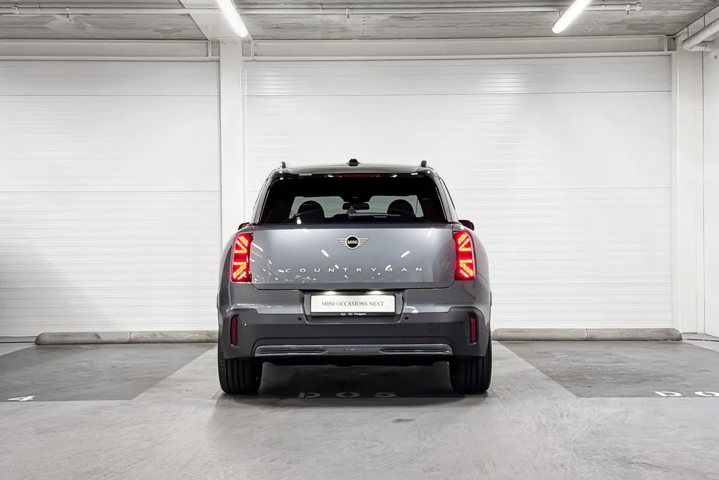 MINI Countryman Electric E John Cooper Works M