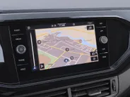 Volkswagen T-Cross 1.0 TSI 110pk DSG Life · Camera · Apple/Android Car Play · Afneembare Trekhaak · Virtual Cokcpit · Stoelverwarming ·
