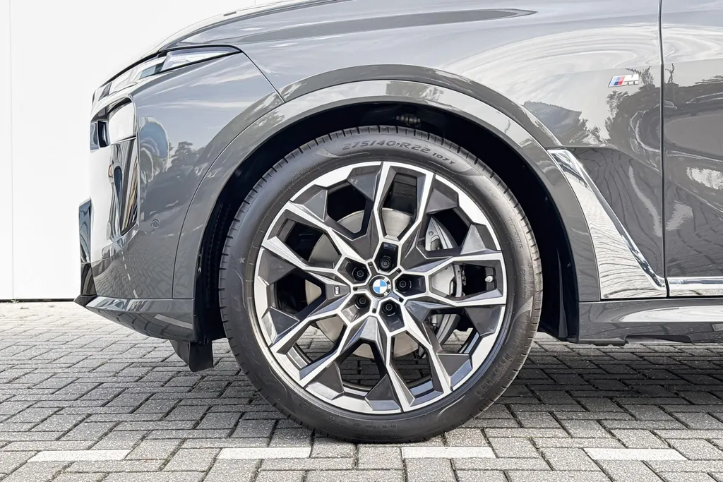 BMW X7 xDrive40i