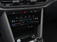 Volkswagen T-Roc 1.0TSI/115PK Life Edition · Apple/Android Car Play · Camera + Parkeersensoren · Keyless · Garantie t/m 27-06-2028 of 100000km.