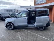 Ford Tourneo Courier courier EV / TREKHAAK / WINTERPAKKET.