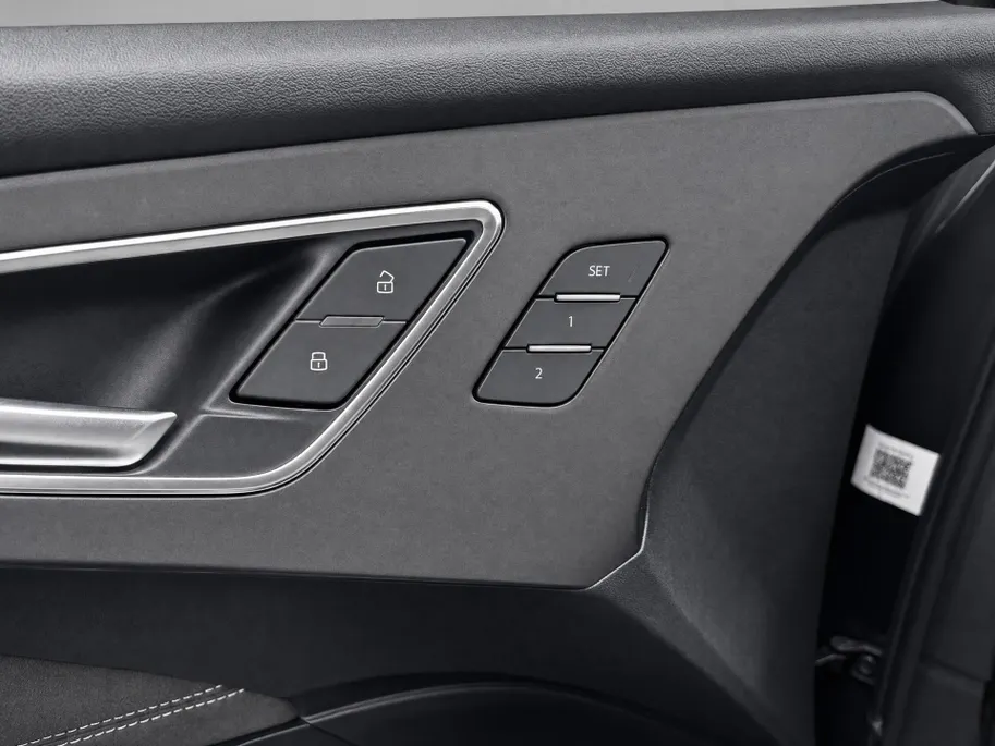Audi Q4 Sportback e-tron S edition quattro performance 82 kWh · Tech Pro · Panorama dak · SONOS Sound · Ambient lighting · Head-up Display