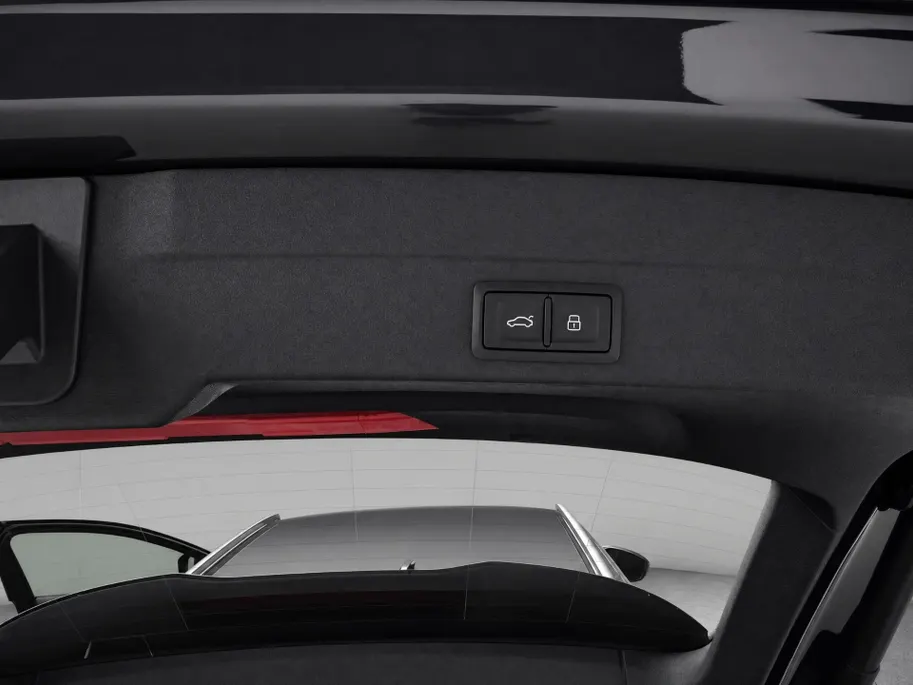 Audi A5 Avant 2.0 e-hybrid 367pk quattro S edition Competition · Trekhaak · 360 Camera · B&O Audio · Elek. Voorstoel · Head-Up · Dodehoek Detectie · 19'' Inch · Garantie t/m 03-10-2030 of 100.000km