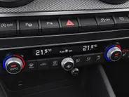 Audi Q2 35 TFSI/150PK S Line Panoramadak · Navigatie · Apple/Android Car Play · Stoelverwarming ·