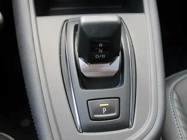 Renault Symbioz 1.8 E-Tech full hybrid 160 esprit Alpine *  Vermelde prijs is inclusief de korting t.w.v. 2500,- *