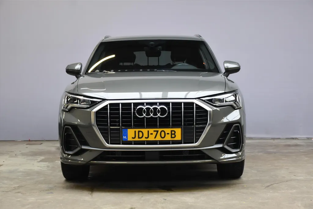 Audi Q3 35 TFSI S Edition S-Line |Virtual Cockpit |Trekhaak |50dkm