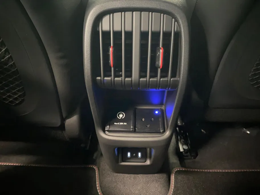 Hyundai Kona Electric 64,8 kWh N-Line Sky | Z&Z Topdeal | Van € 47.990, nu voor € 42.990 |