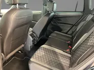 Volkswagen Tiguan 1.4TSIeHybrid 180kW/245PK R-Line Black Style · Dodehoeksensoren ·  Navigatie · Parkeersensoren · Apple/Android Car Play ·