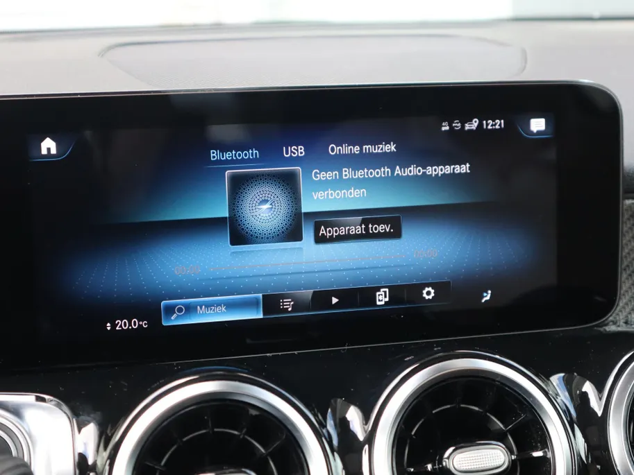 Mercedes-Benz GLB 200 Premium Plus l Trekhaak l Panoramadak l Carplay