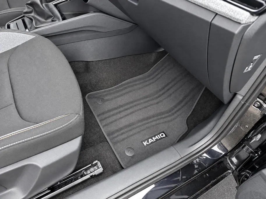 Škoda Kamiq Selection 1.0 TSI 85 kW / 115 PK SUV 6 versn. Hand | Privatelease €369,- | €1000,- INRUILPREMIE | UIT VOORRAAD LEVERBAAR!!