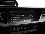 Audi A3 Sportback 45 TFSIe 272pk S-tronic S edition Competition · Panoramadak · Camera · Keyless · Elek. Voorstoel · Elek. Achterklep · 18'' inch · Garantie t/m 10-12-2030 of 100.000km