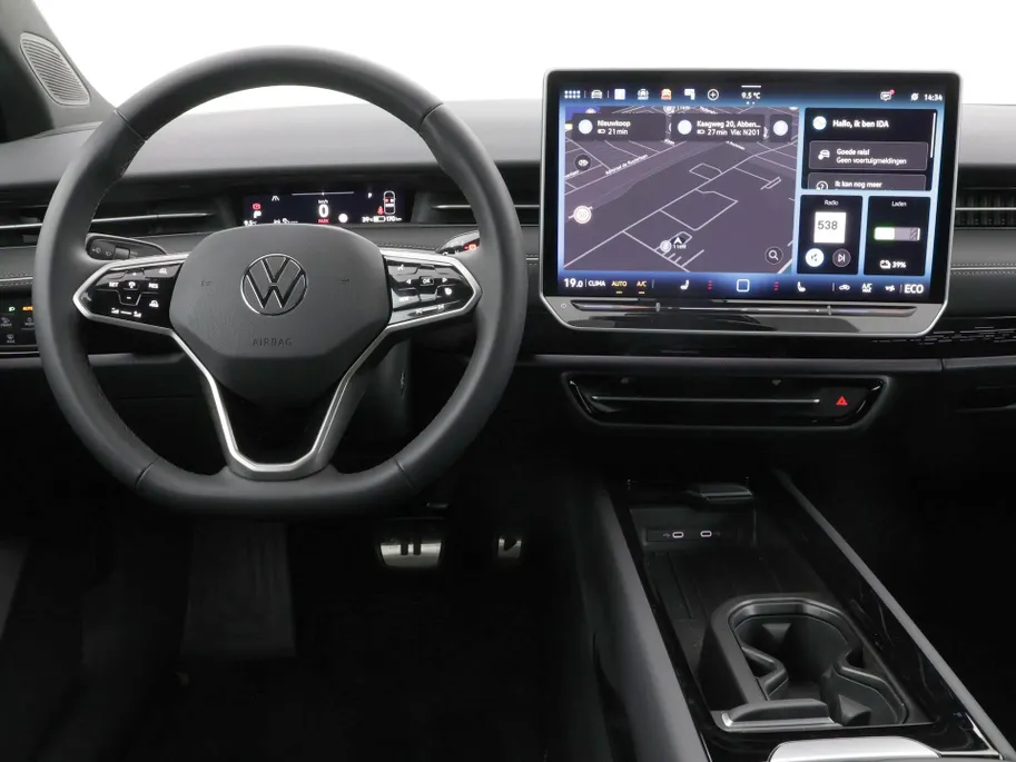 Volkswagen ID.7 Pro Limited Edition 77 kWh accu 286 pk · Achteruitrijcamera · Draadloze telefoonverbinding · LEDER INTERIEUR -