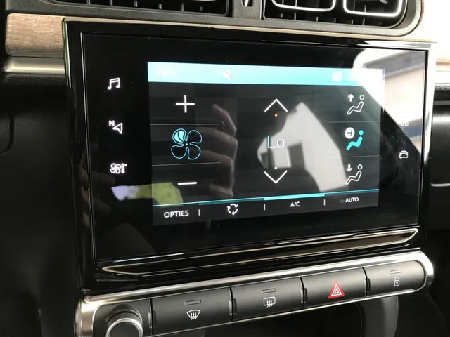 Citroën C3 1.2 Max 110pk EAT6 Automaat
