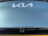 Kia Sportage 1.6 T-GDi Hybrid DynamicPlusLine | Navi | Clima | Adaptive Cruise | Camera | Panorama-/Schuifdak | Stoel-/Stuurverwarming | 18'' LM Velgen | Apple Carplay & Android Auto