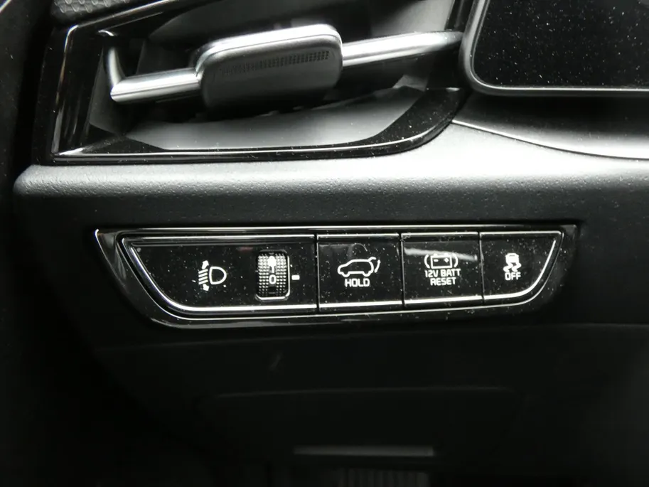 Kia Niro 1.6 GDi Hybrid 129pk DCT6 DynamicPlusLine / 3.400 KM